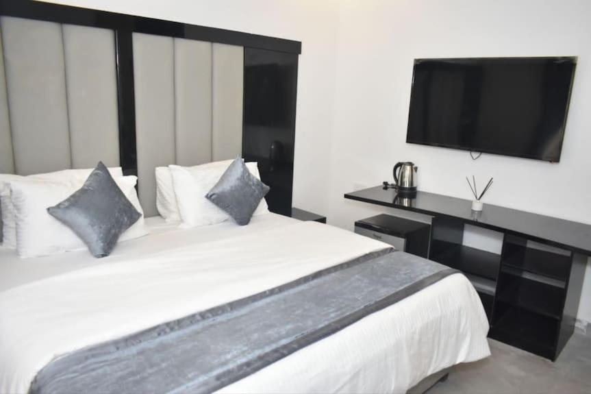 Jada Hotel And Suits 라고스 외부 사진